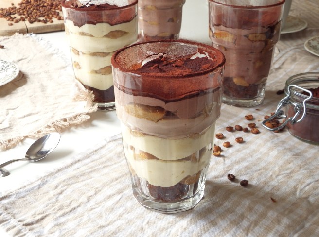 Tiramisu original en dégradé, au café, vanille et cacao de Madamcadamia