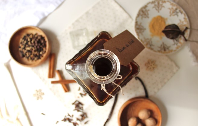 Rhum arrangé aux épices de Noël de Madamcadamia