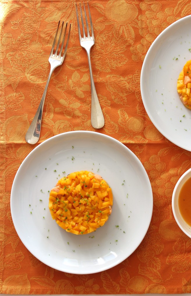 Ceviche de saumon exotique, au citron vert, mangue et fruits de la passion