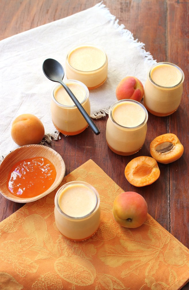 Crèmes mousseuses aux abricots