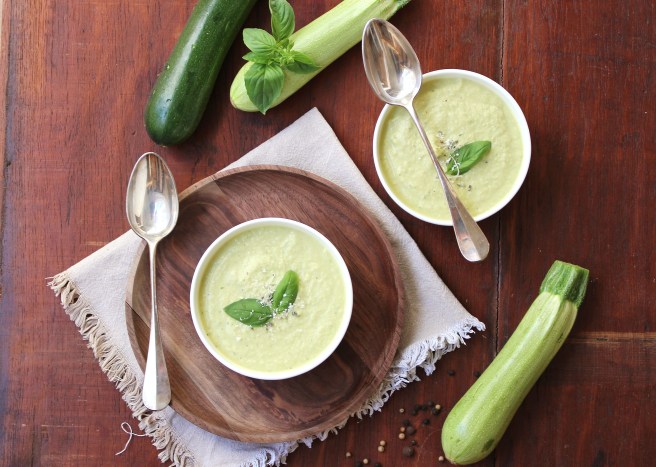 Gaspacho de courgettes et feta