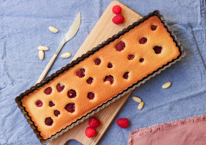 Financier géant aux framboises