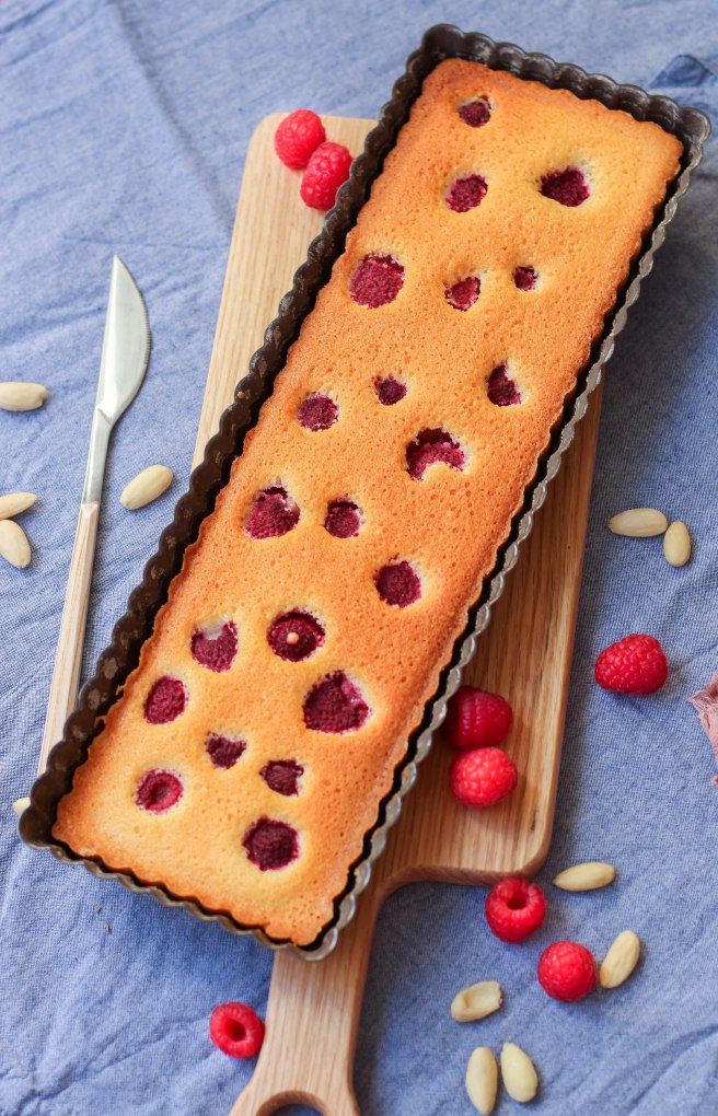 Financier géant aux framboises