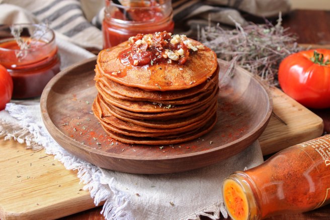 Pancakes aux tomates & fromage de chèvre