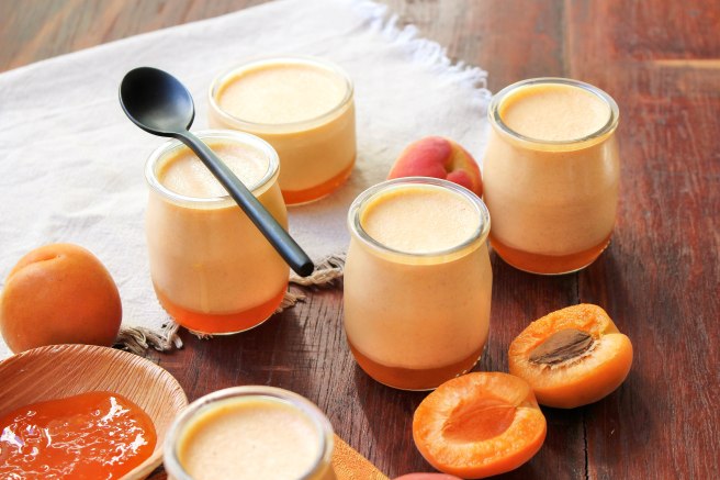 Crèmes mousseuses aux abricots
