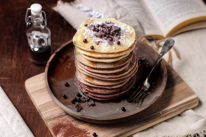 Pancakes ombrés cacao et noix de coco - photography