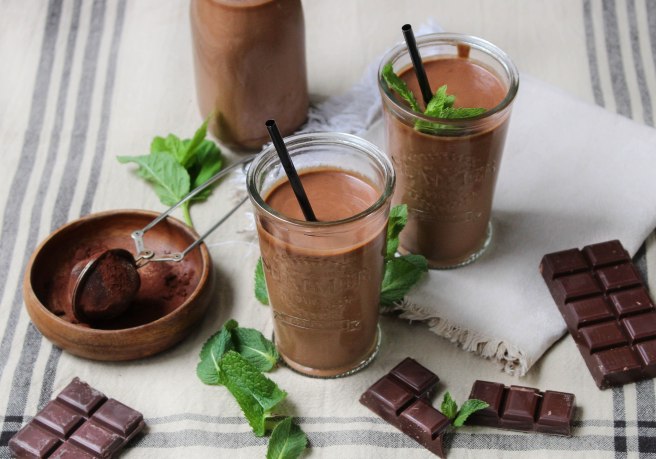Smoothie menthe et chocolat à l'avocat - photography