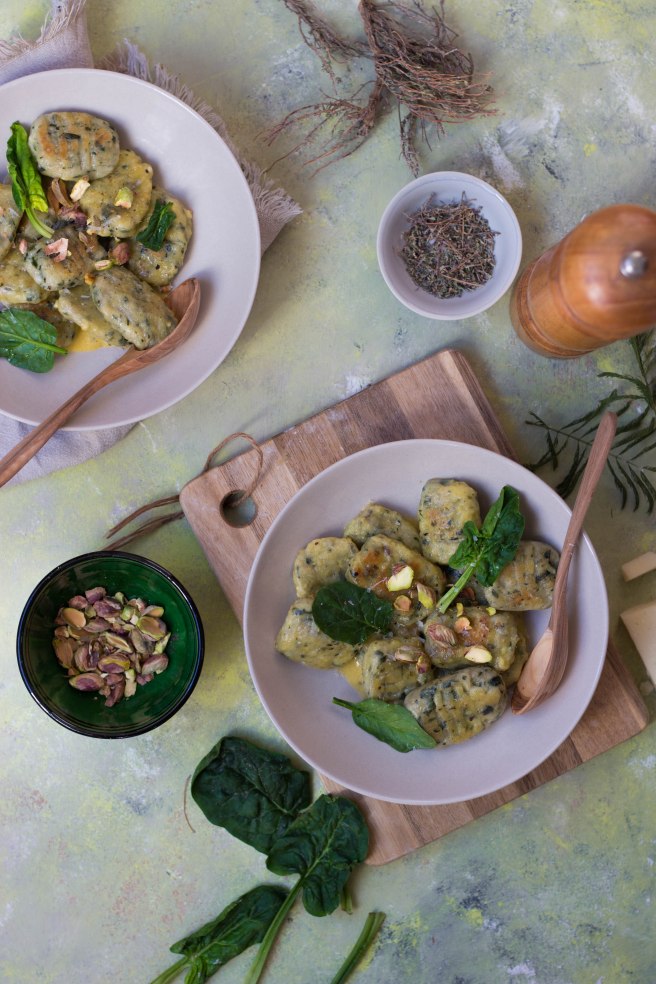 Gnocchis épinards et chèvre et sauce au parmesan - photography