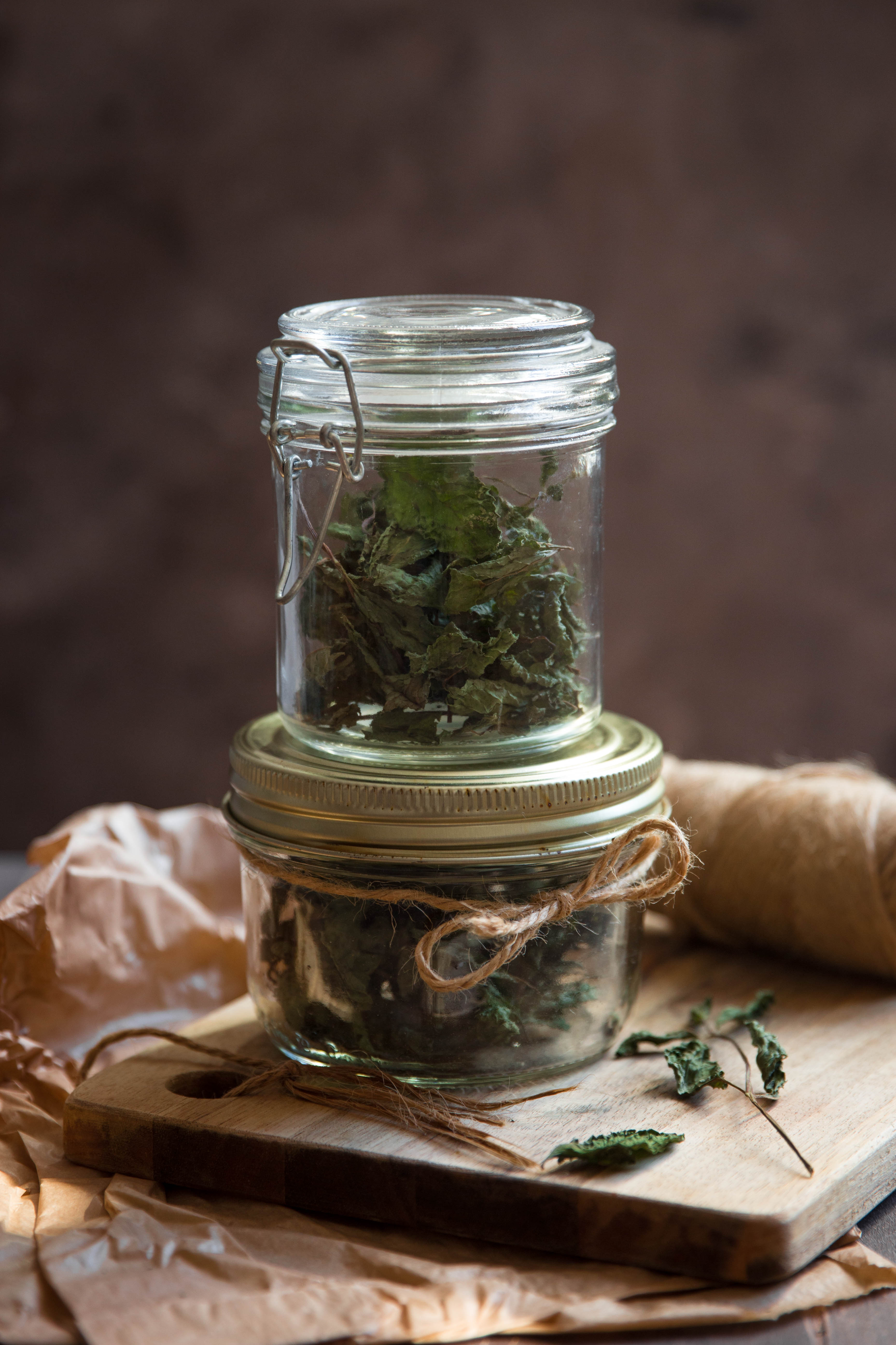 Recycler ses herbes aromatiques - Sécher de la menthe à infuser - photography
