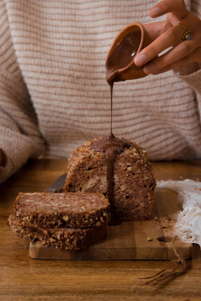 Banana bread vegan aux noix de pécan - photography