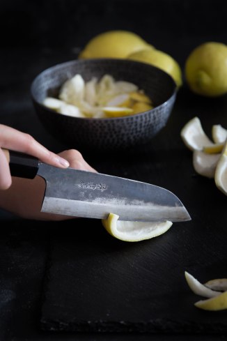 Écorces d'agrumes confites faites maison, technique et recette - food photography