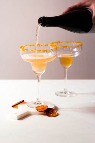 Cocktail de fêtes pétillant à base de prosecco et sirop de mandarine maison - photography