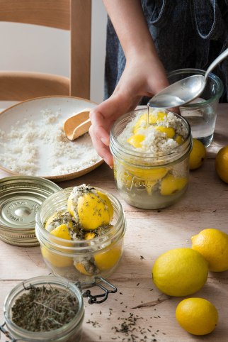 Réaliser des citrons confits en saumure maison - DIY FOOD photography
