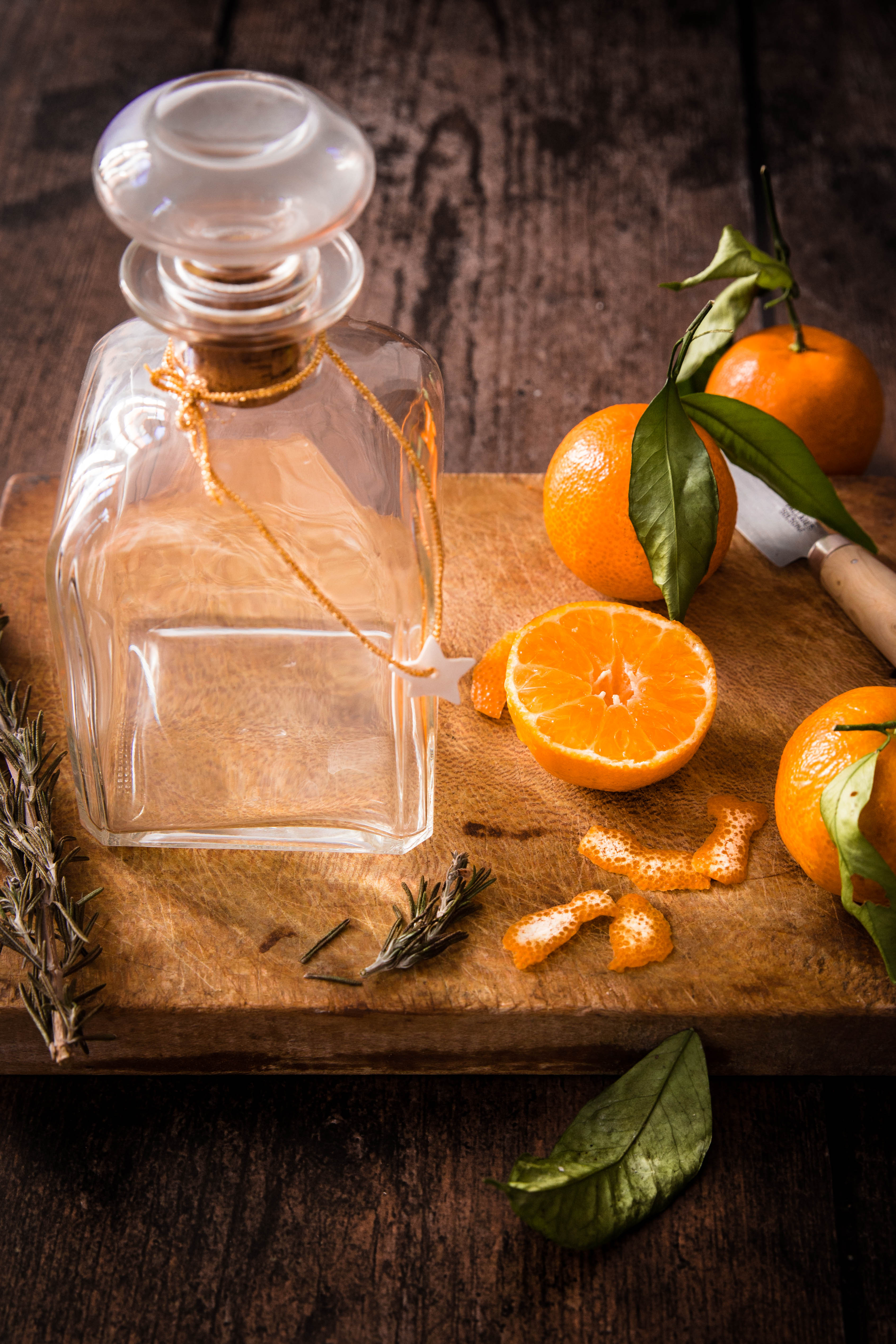 Rhum arrangé à la clémentine et romarin - photography