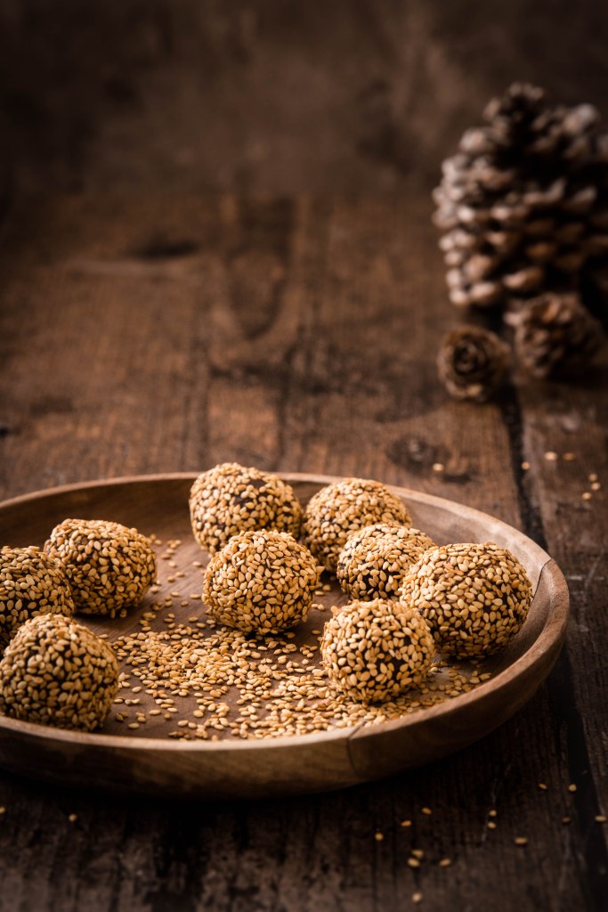 Truffes de Noël au chocolat noir et sésame - photography