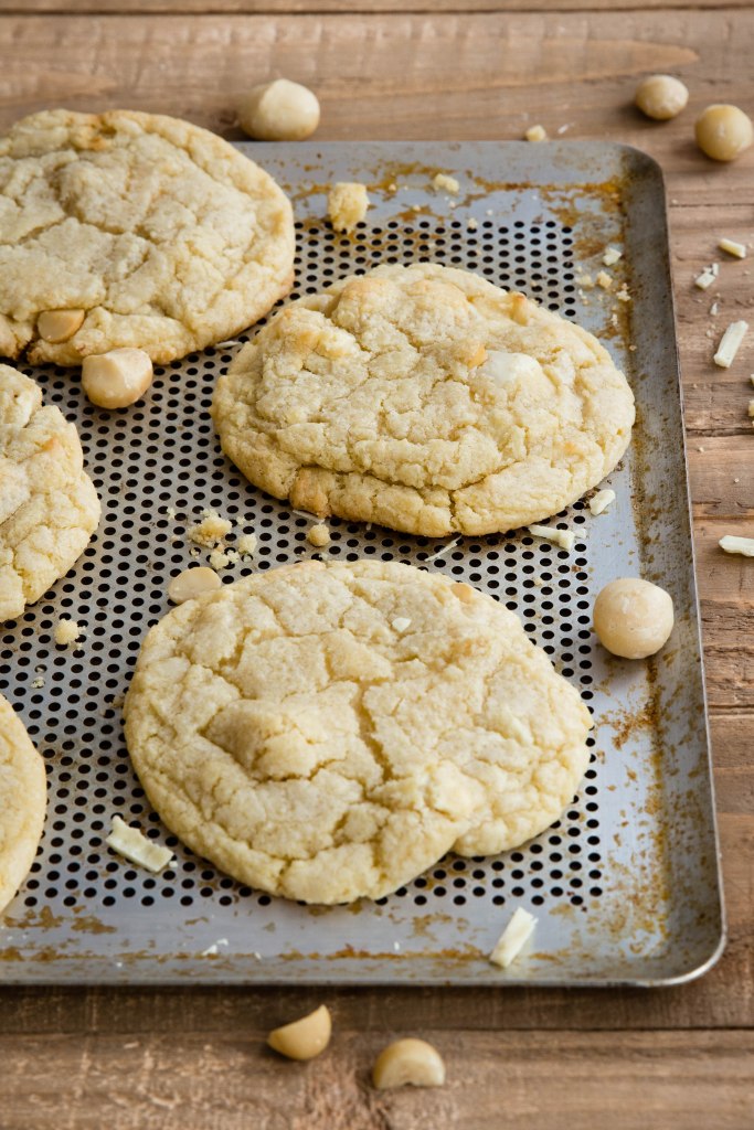 Cookies au chocolat blanc, coco et noix de macadamia - photography