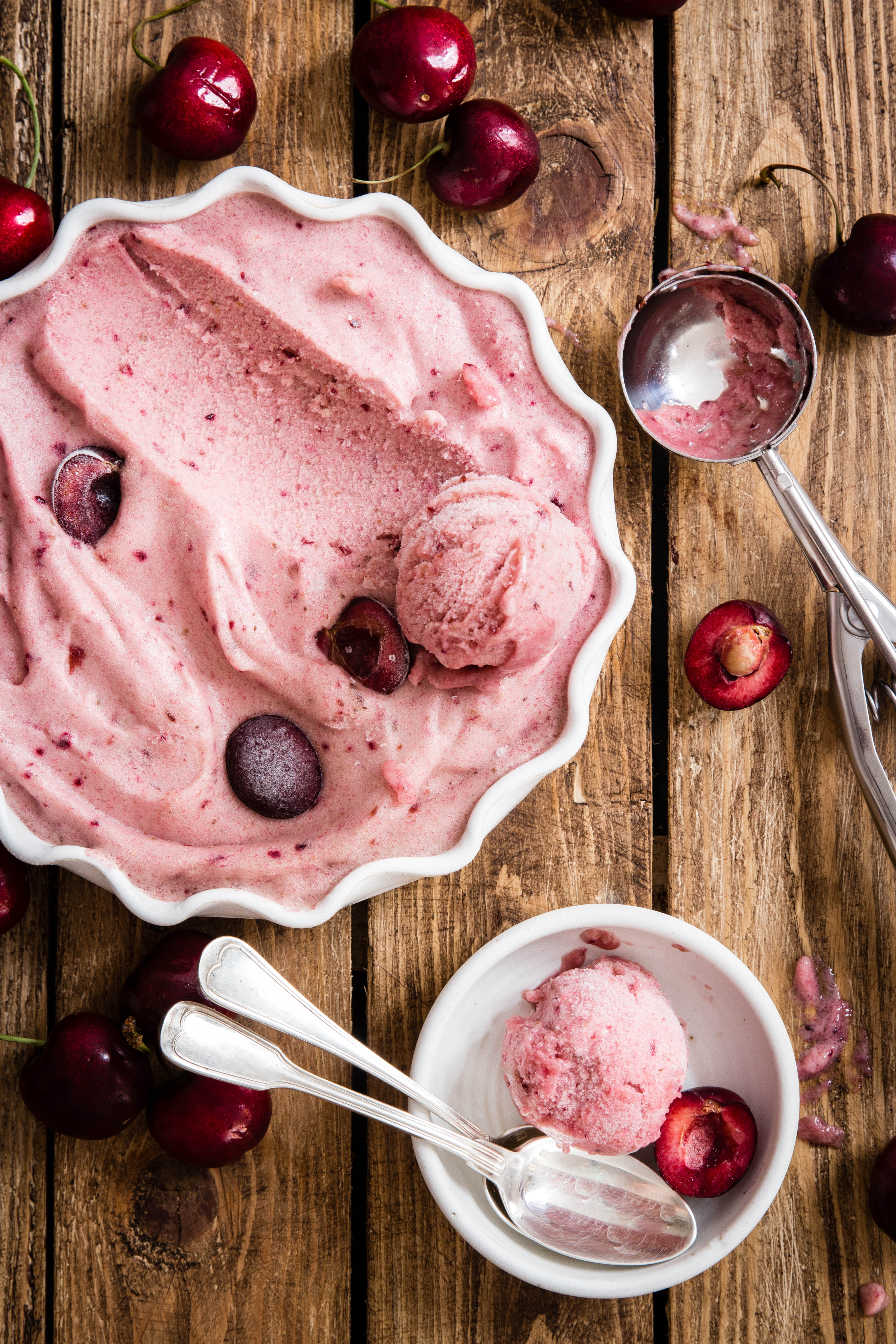 Nice cream à la cerise et banane - glace vegan photography