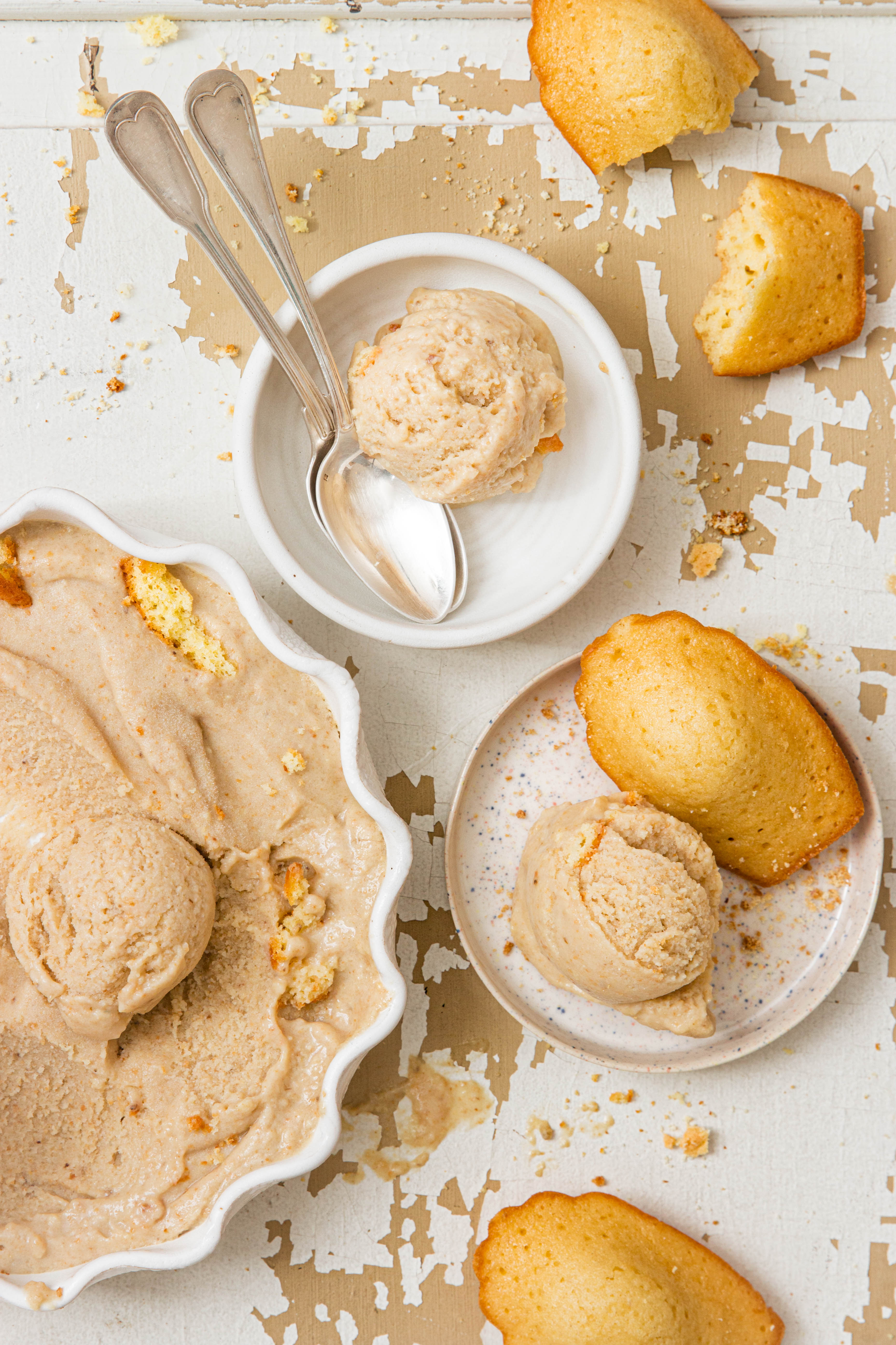 Glace facile à la banane et madeleines sans sorbetière - photography