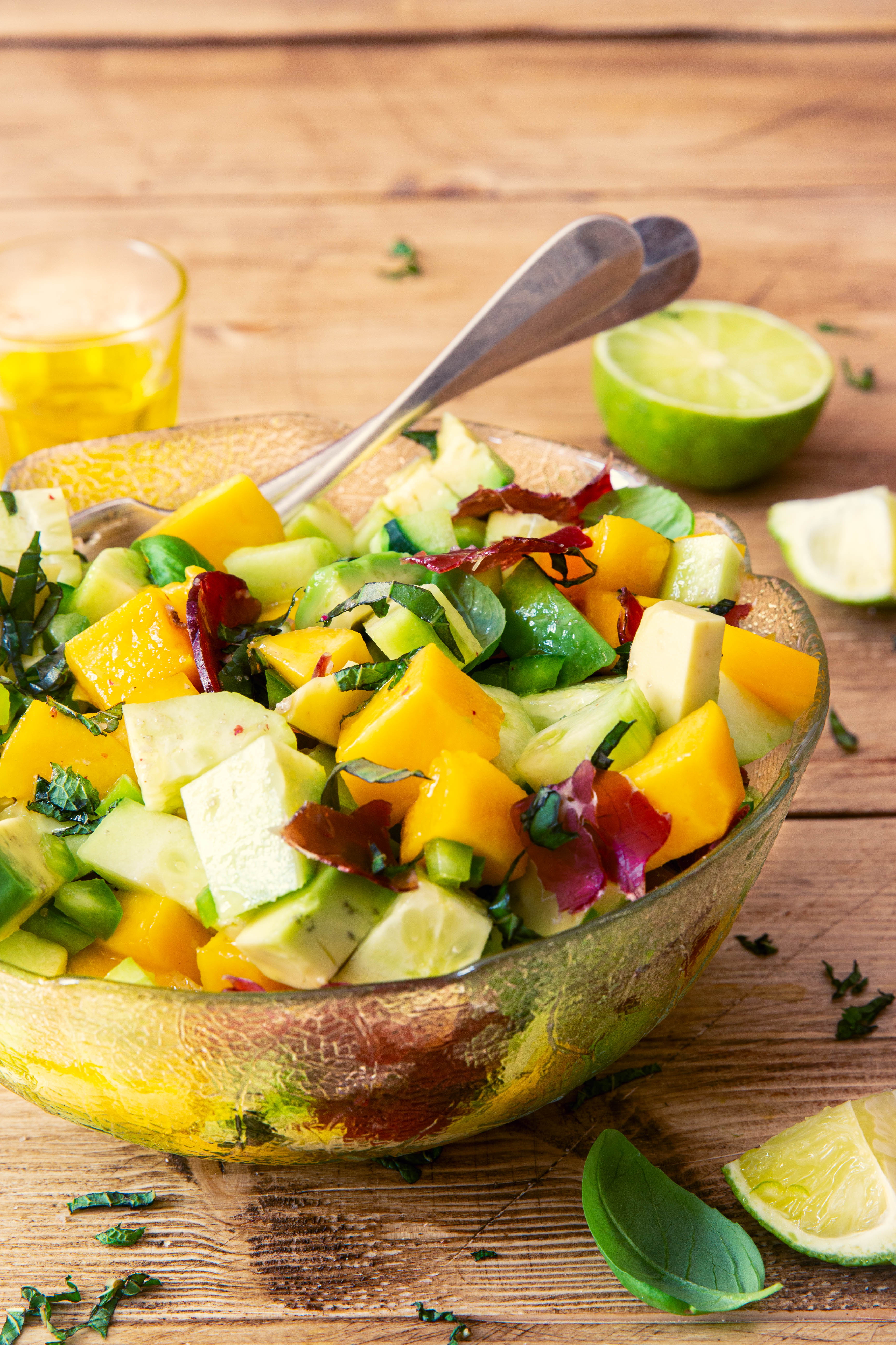 Salade mangue, avocat et bresaola - photography