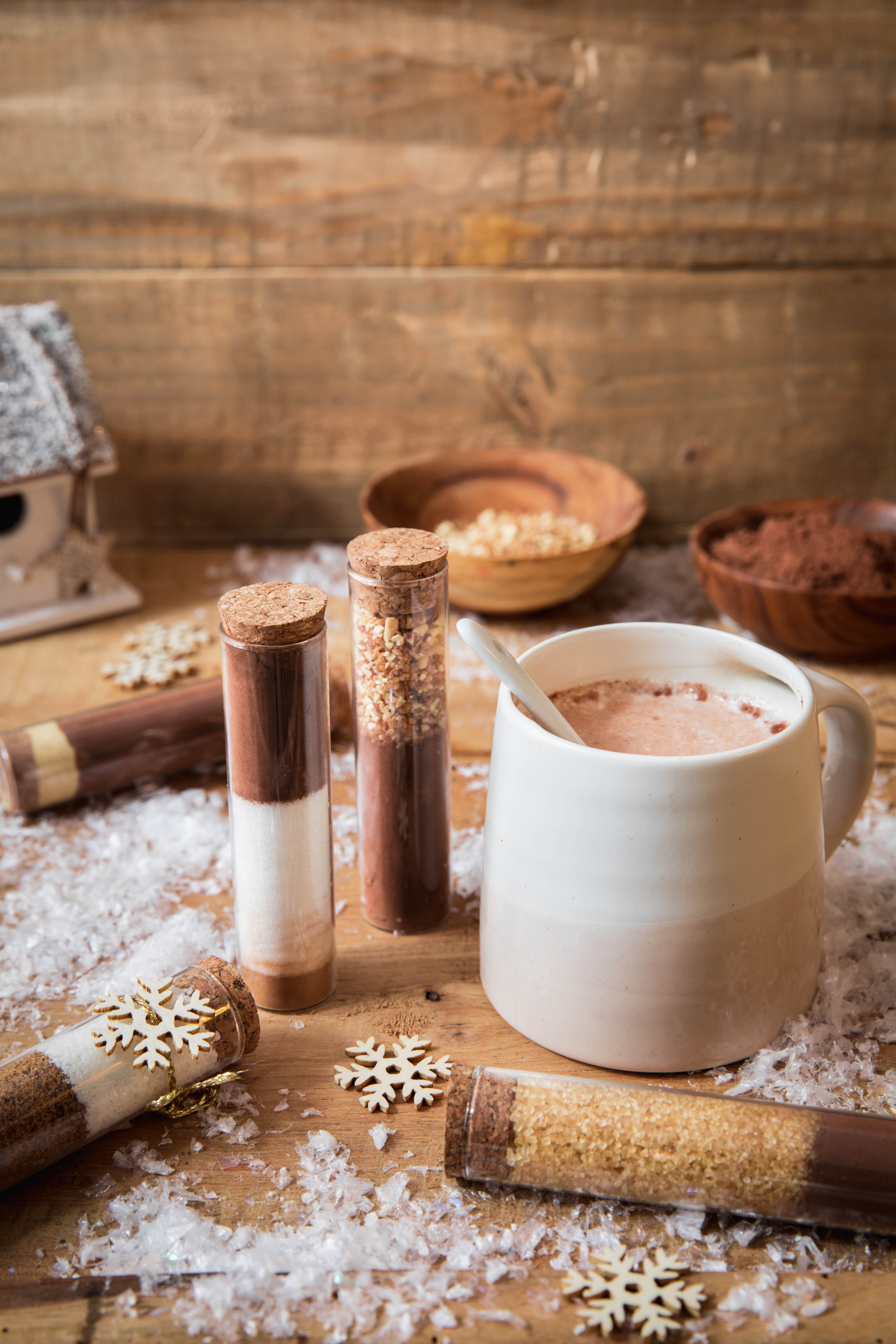 Jarre gourmande à offrir pour réaliser des rochers coco - photography