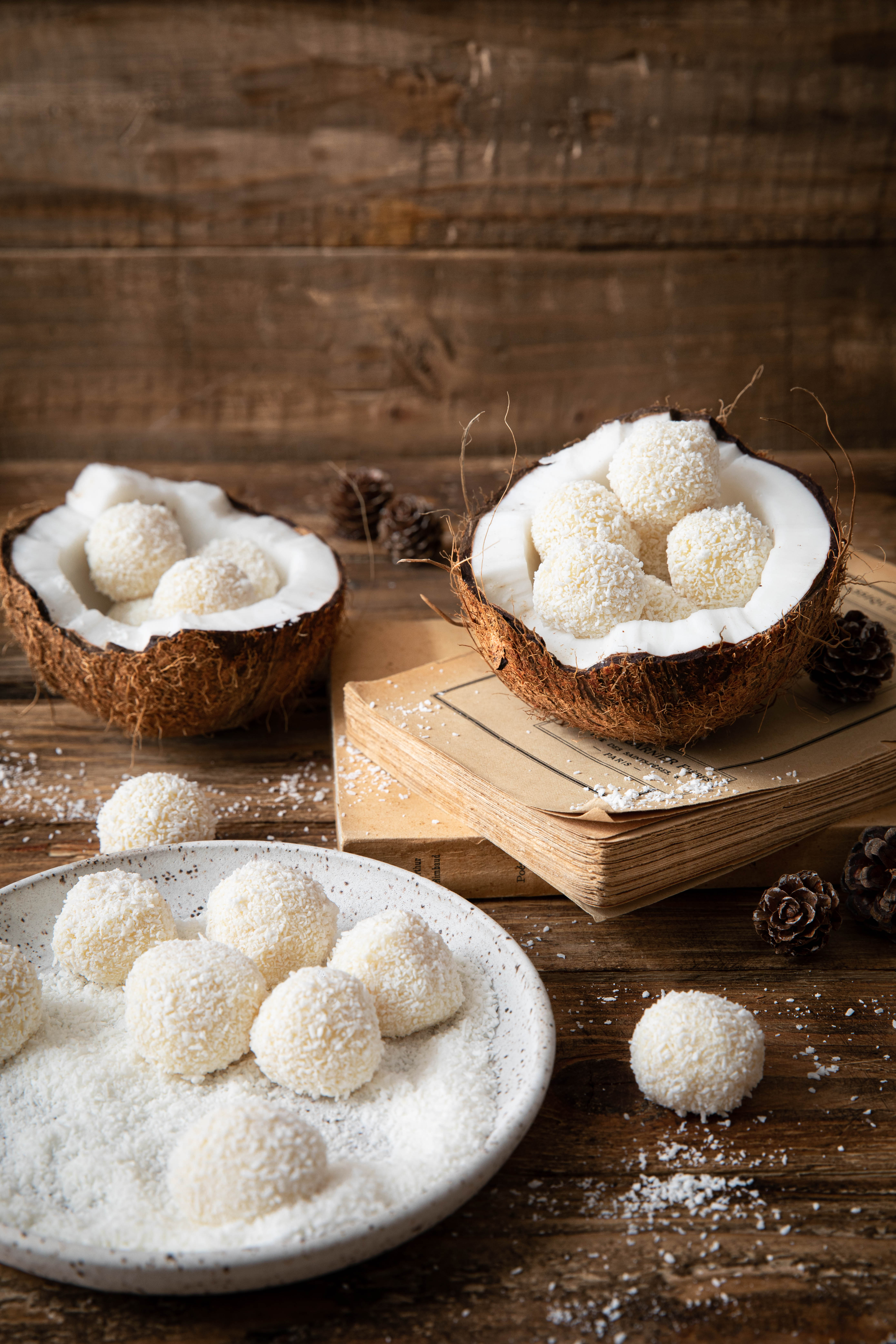 Truffes au chocolat blanc et noix de coco - photography
