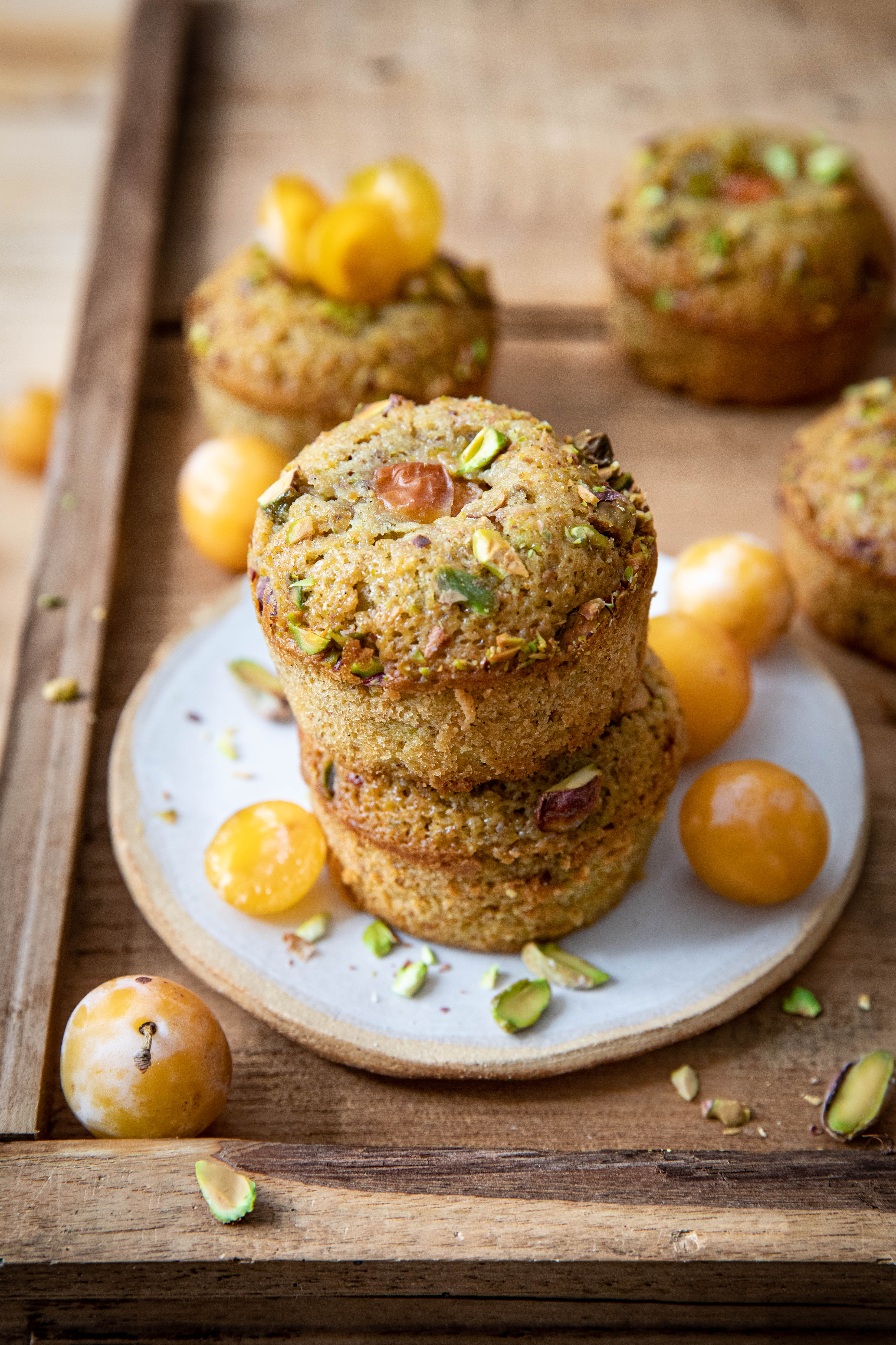 Financiers aux mirabelles et pistaches - photography
