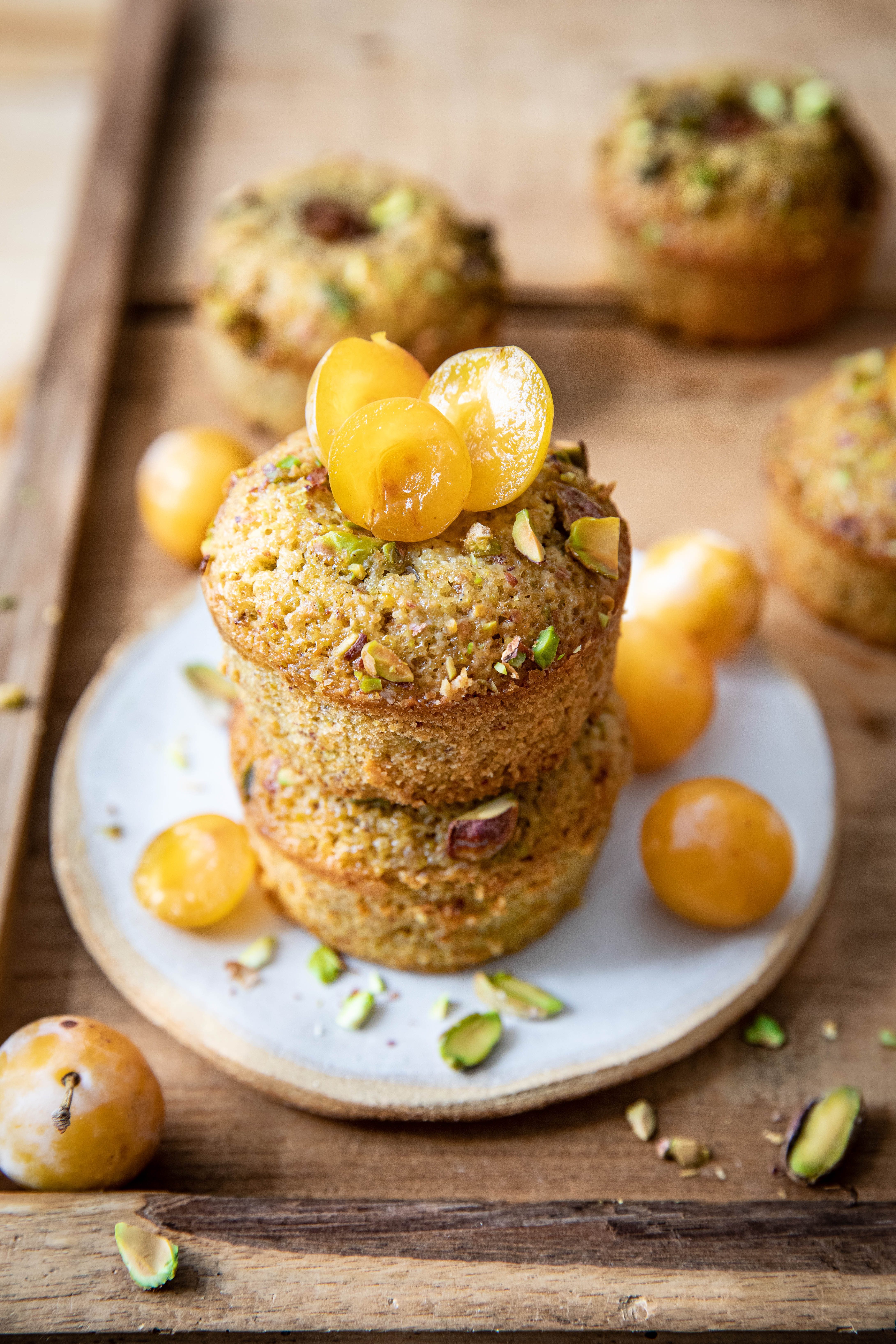 Financiers aux mirabelles et pistaches - photography