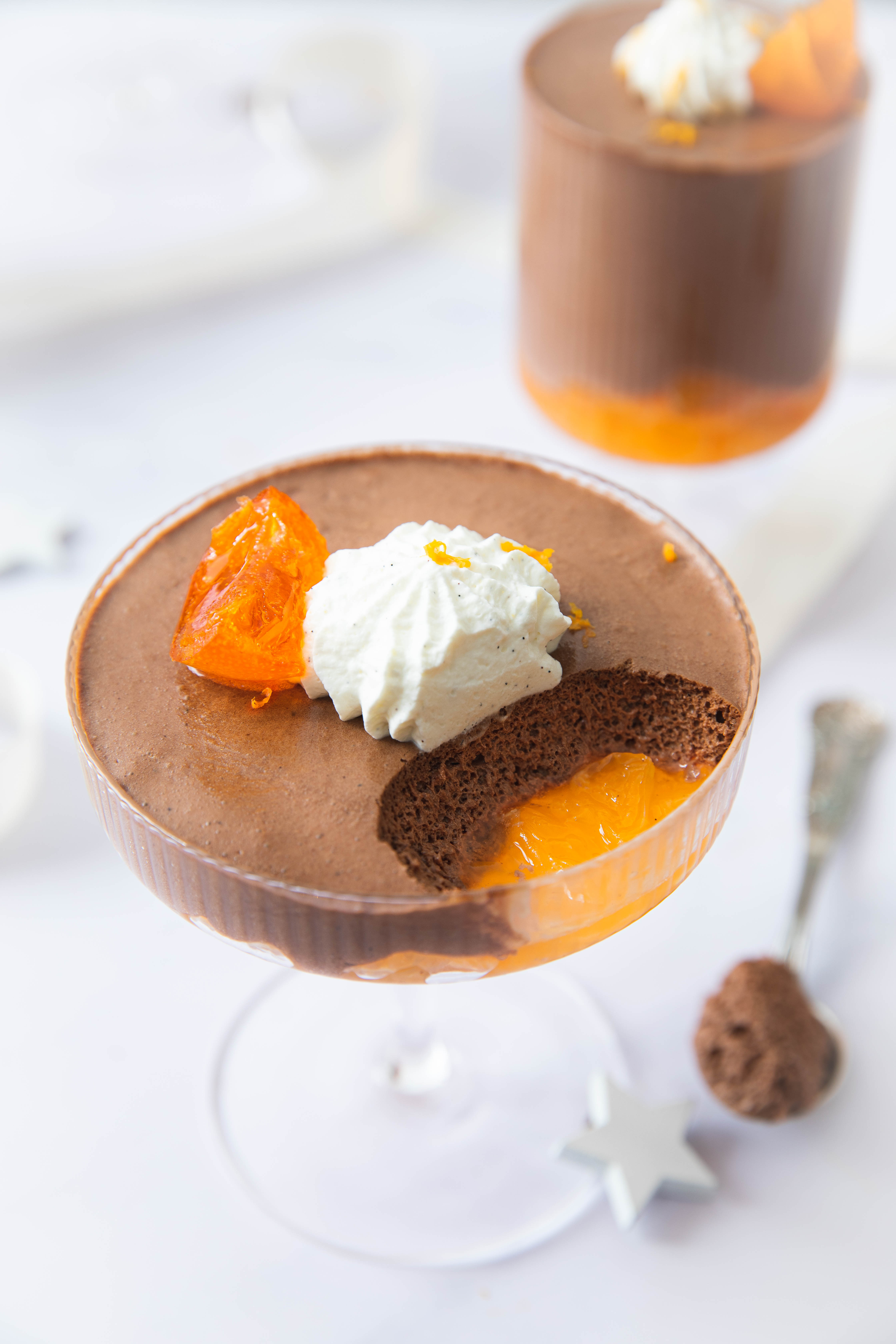 Mousses au chocolat, clémentines et épices - photography